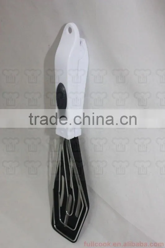 Multifuctional plastic food tong
