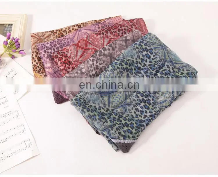 Lingshang new design lady's pure acrylic handmade knitted triangular attached bowknot scarf