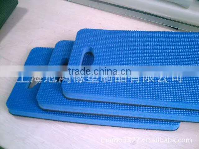 Portable cushions, grandstand seat, rest cushions