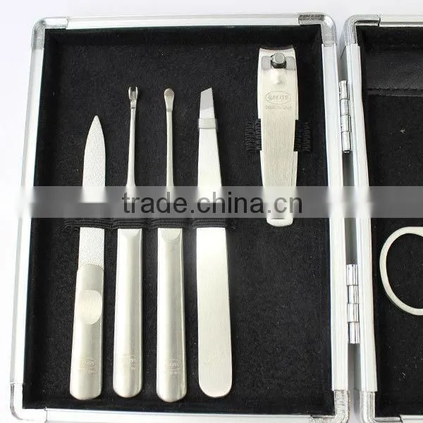Latest manicure pedicure set