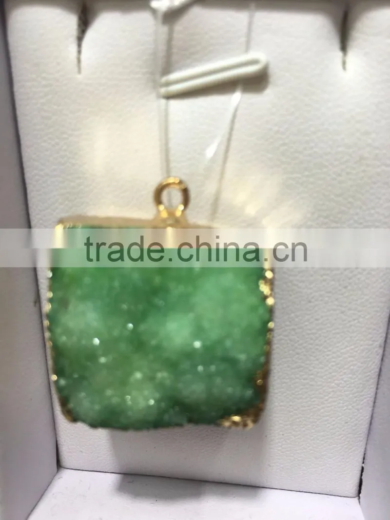 Druzy Quartz Natural Stone Irregular 18K Gold Plated Raw Stone Pendant Necklace For Women Quartz Necklace