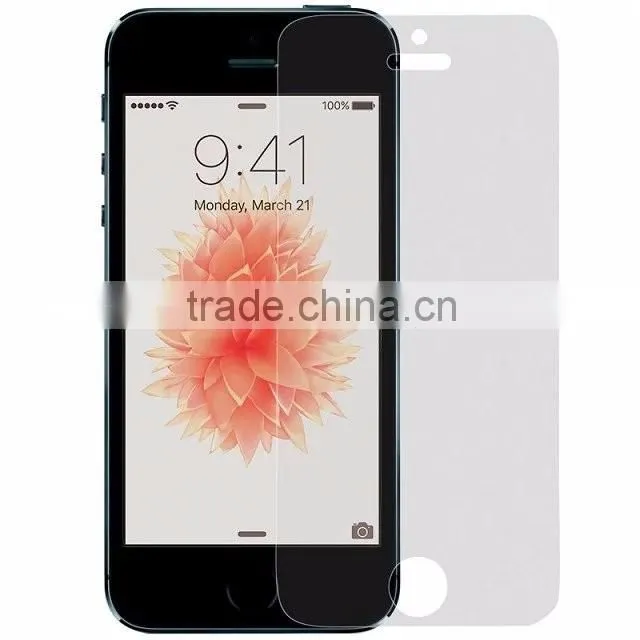 Momax Nanometer 2.5D Air 0.2mm Glass Protector For iPhone SE Anti-Scratch Tempered Glass Protector For iPhone SE TB-0335