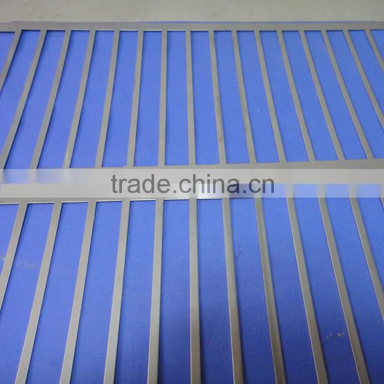 Metal grill for insect killer