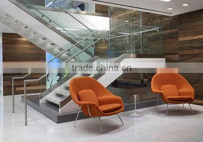 Replica Eero Saarinen womb chair