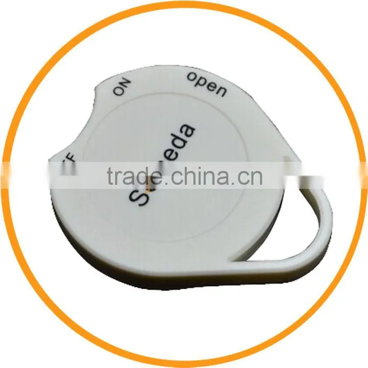 Latest Mobile Phone Remote Controller Bluetooth Wilreless Shutter for 5S / Note 3 from Dailyetech