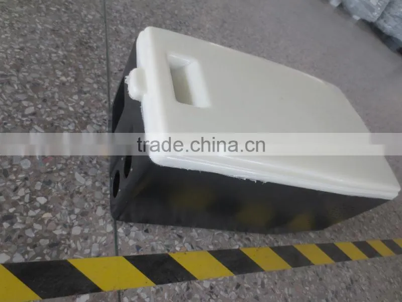 Environmental protection plastic tray for transport plastic pallets