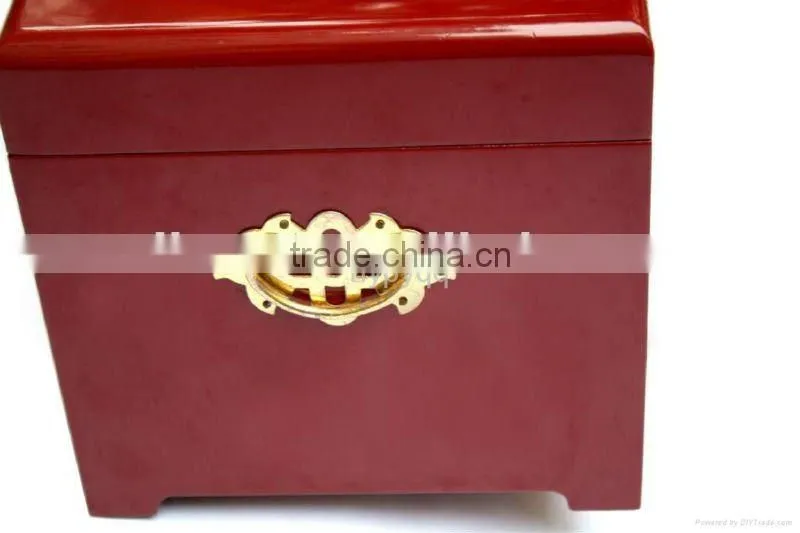 antique wooden gift box