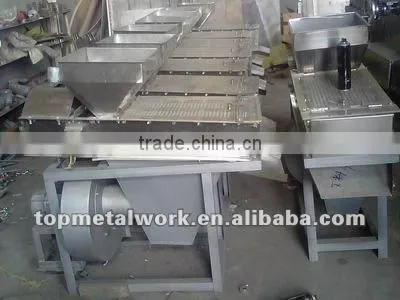 Dry type peanut peeling machine