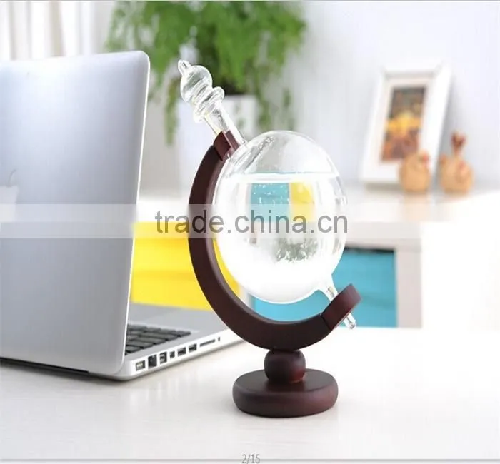 Creative Glob shap Heat-resistant glass Weather forcast Bottle