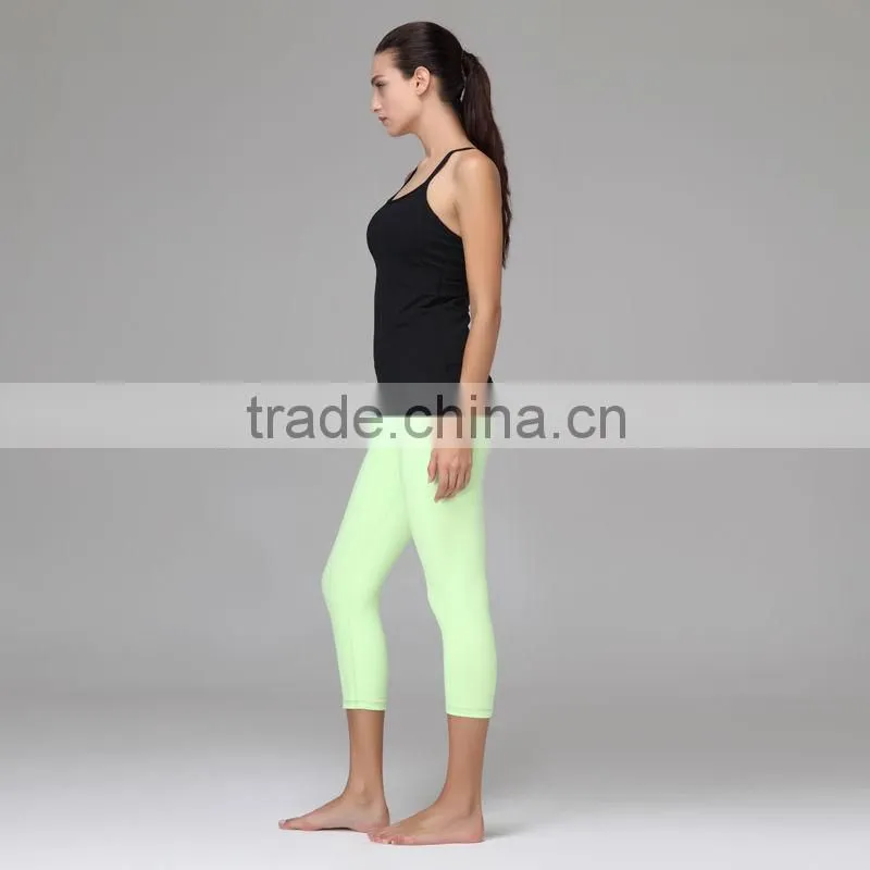 Pretty girls wearing sexy yoga sports wear branded jogging suit wholesale
