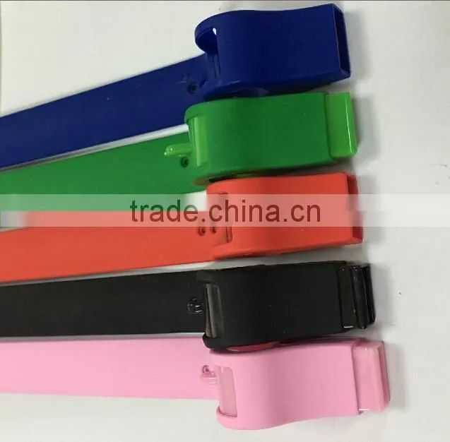 wholesales new fashion slap snap shape customized logo silicone whistle bracelet