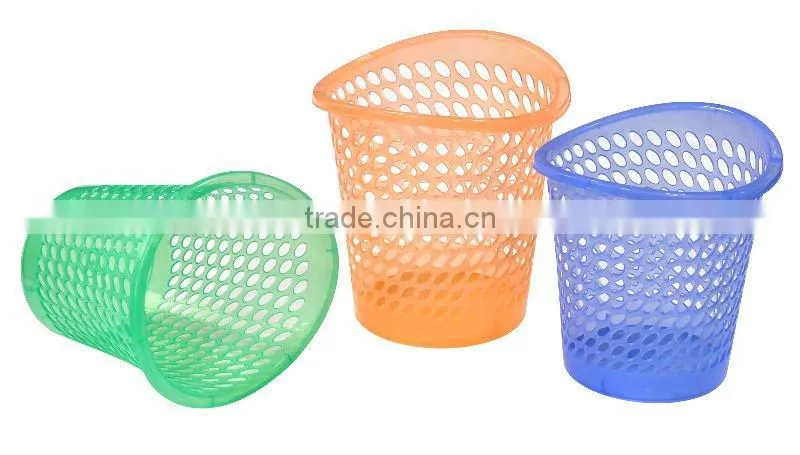 plastic wastebasket