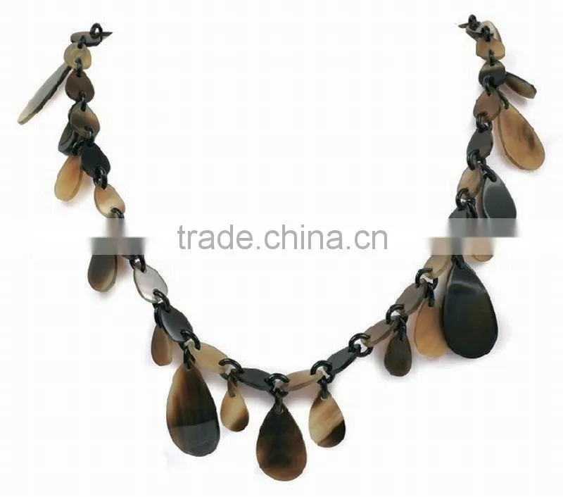 Fashio Necklace/Buffalo Horn Beaded Necklace/Fashion Jewelry/Latest Model Pendant Necklaces
