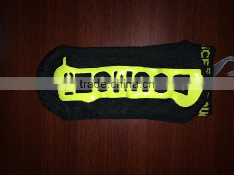 Anti-slip socks with dot