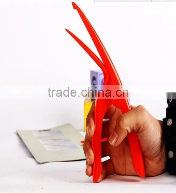 CY125 Shrimp Deveiner and Peeler Prawn Seafood Shell Curved Peeler
