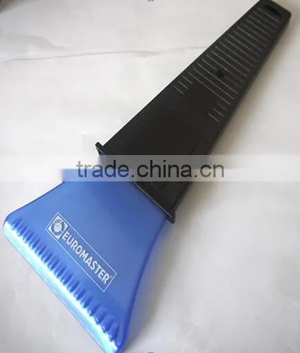 15052303 Plastic Ice Scraper