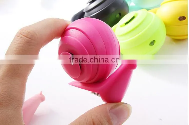 2015 New Arrival Best Present Gift Mini Speaker Snail Shape Mini Speaker Which Could Be Stand For Mobile Phones