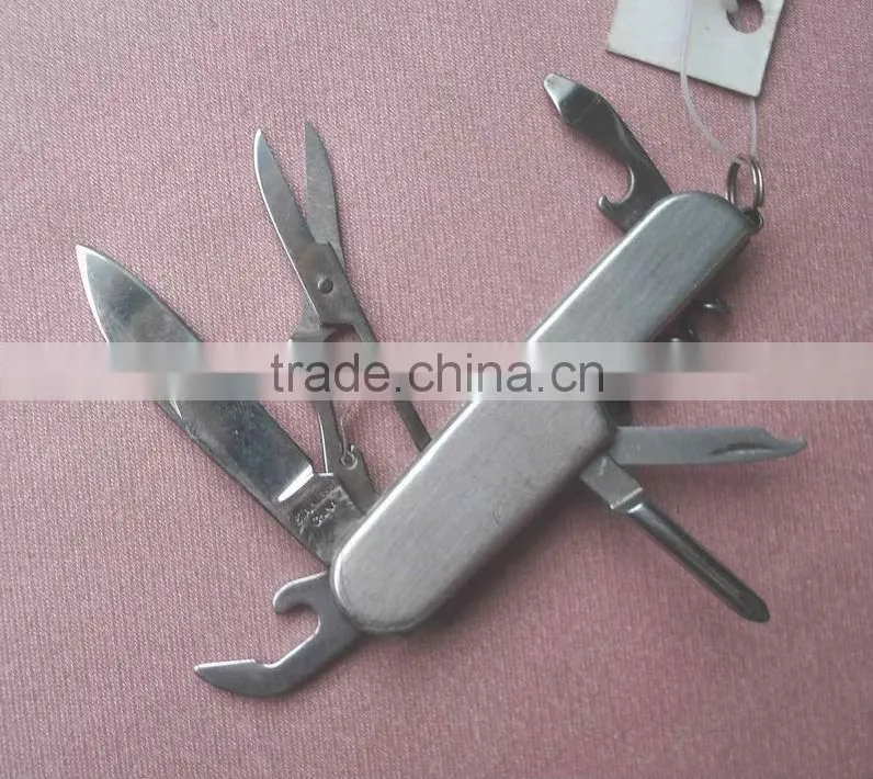 Multifunctional camping knife / pocket knife
