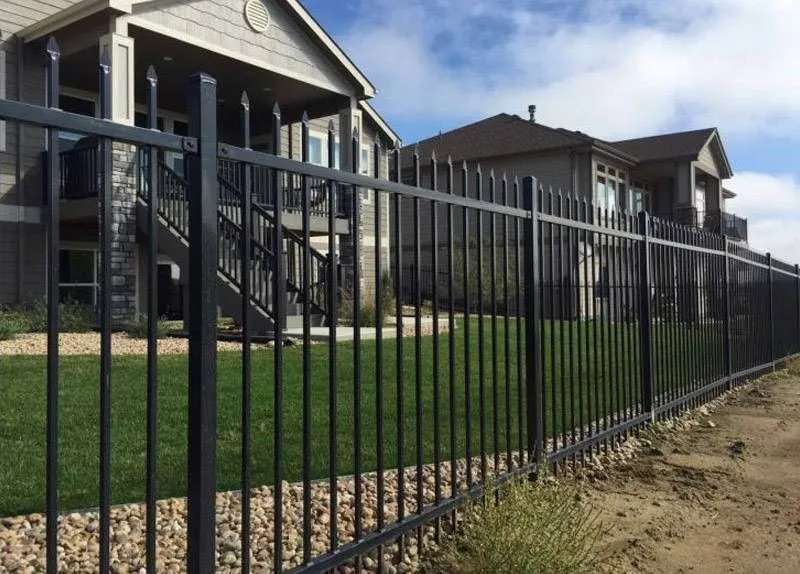 Ornamental-Steel-Picket-Fence-in-The-Outdoor-Farm-Garden-for-Privacy-and-Safety-with-New-Design (1)