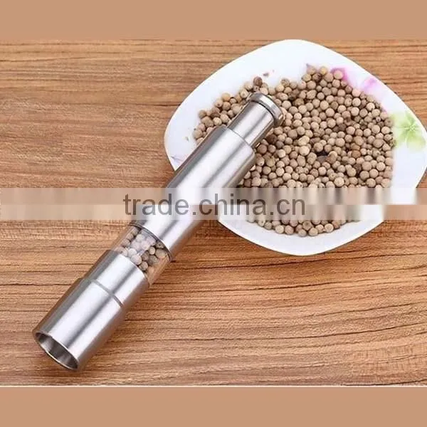 Classic Salt and pepper stainless steel mill grinder set sleek design for outdoor BBQ manual mini salt& pepper mill