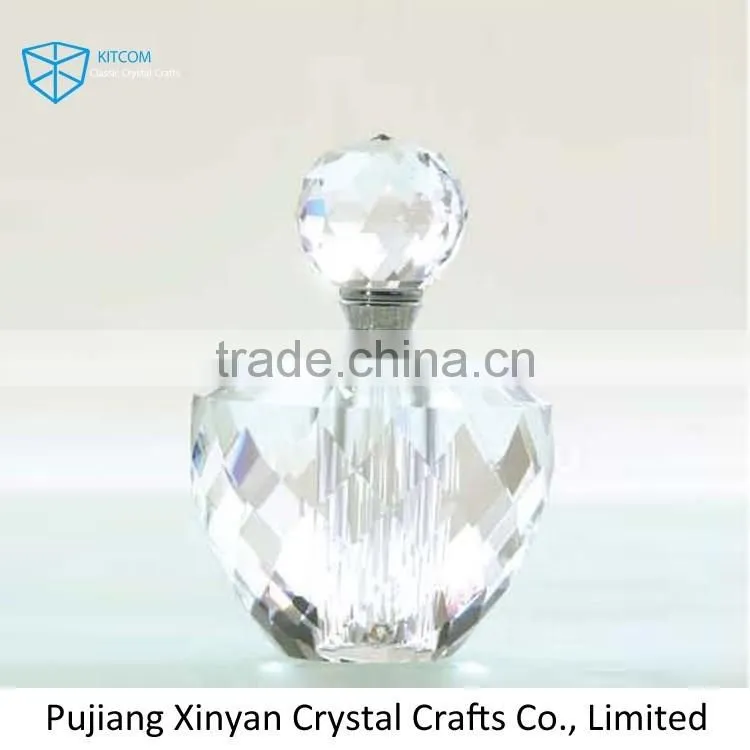 Beautiful Various Custom Made Crystal Perfume Bottle for sale