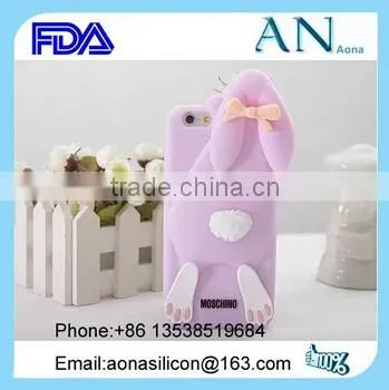Dongguan factory Lovely rabbit shape silicone phone case
