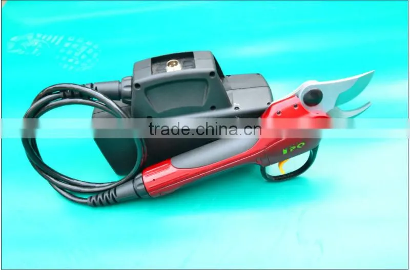 pole trimmer / pole scissors / pole pruners