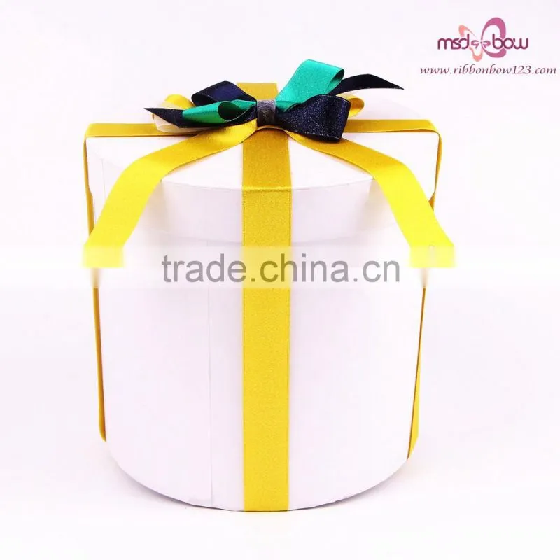 gift wrapping pre made elastic ribbon bow
