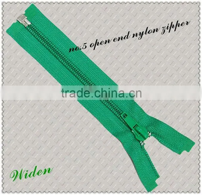 No.5 close end nylon waterproof zipper