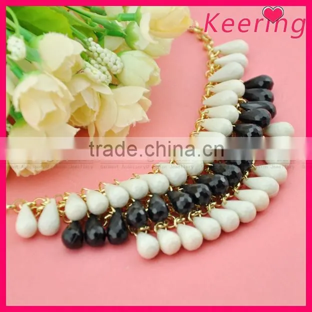 Wholesale elegant white and black acrylic bead necklace designs WNK-279
