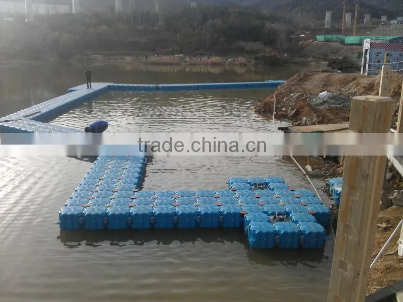 Plastic floating pontoon walkways