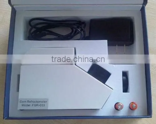 Built in LED light Gem Refractometer with RI Liquid