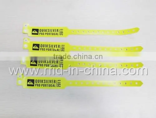 125KHz/13.56MHz Custom PayPass RFID Wristbands/Bracelets with Low Factory Price