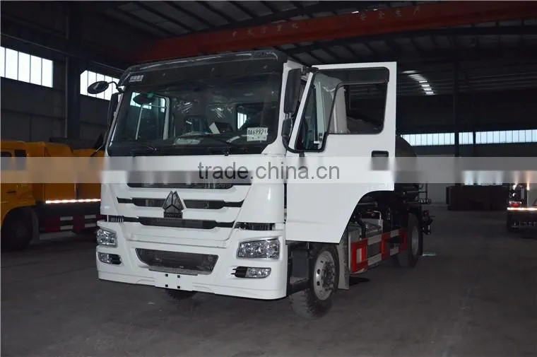 howo 4*2 Bitumen Sprayer Truck / asphalt distributor truck / intelligent road maintance truck
