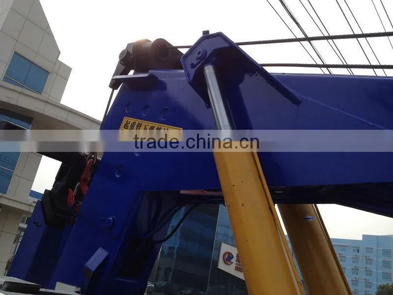 HOWO 6x4 heavy wrecker towing truck,Road Block Remover