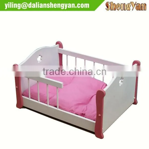 Homemade low price wooden frame dog beds