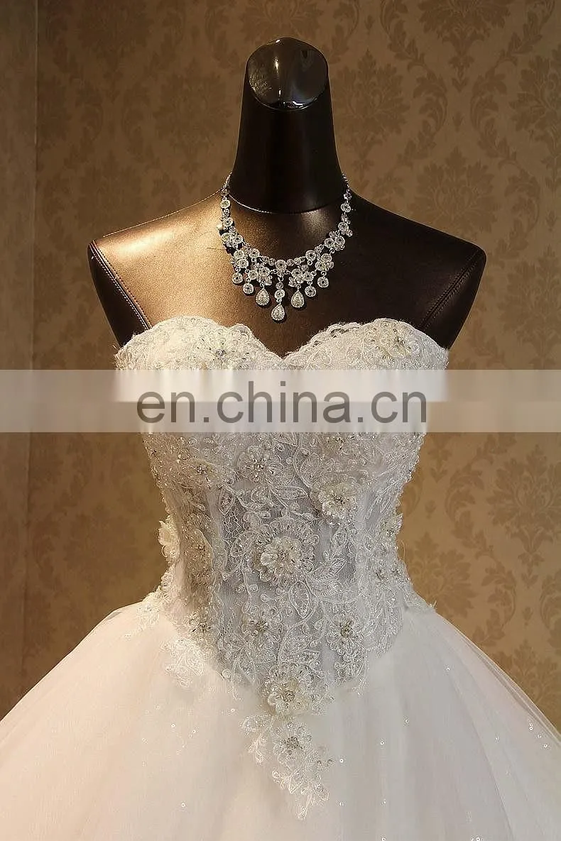 Luxury Applique Beaded Ball Gown Wedding Dresses 2017 Sweetheart Lace-up Back Casamento Wedding Gown