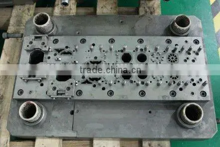 Stamping progressive mould for servo motor lamination core
