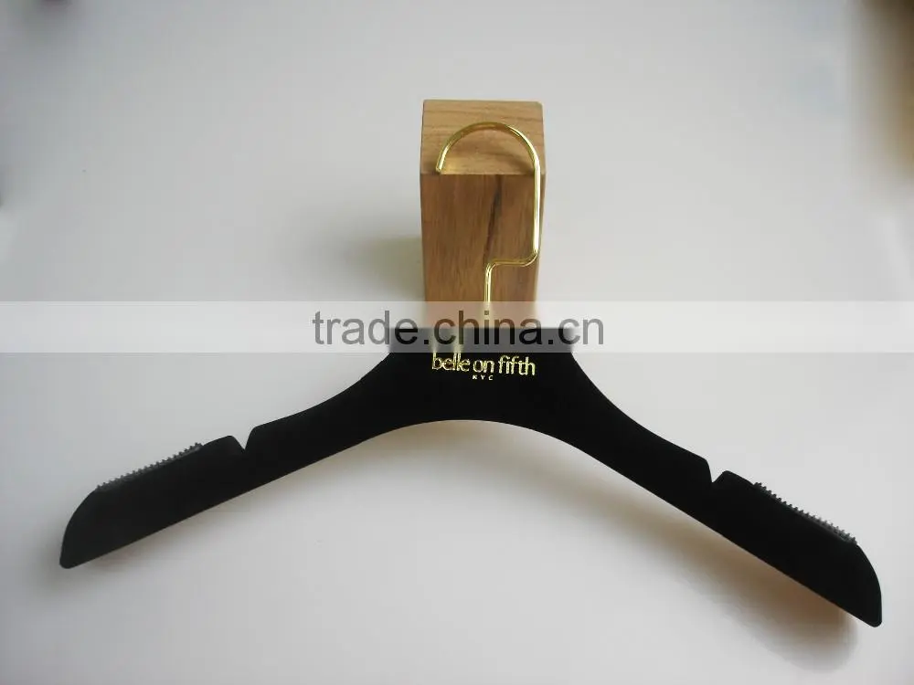 HA6997 gold stamping logo for hanger velvet plastic coat hanger