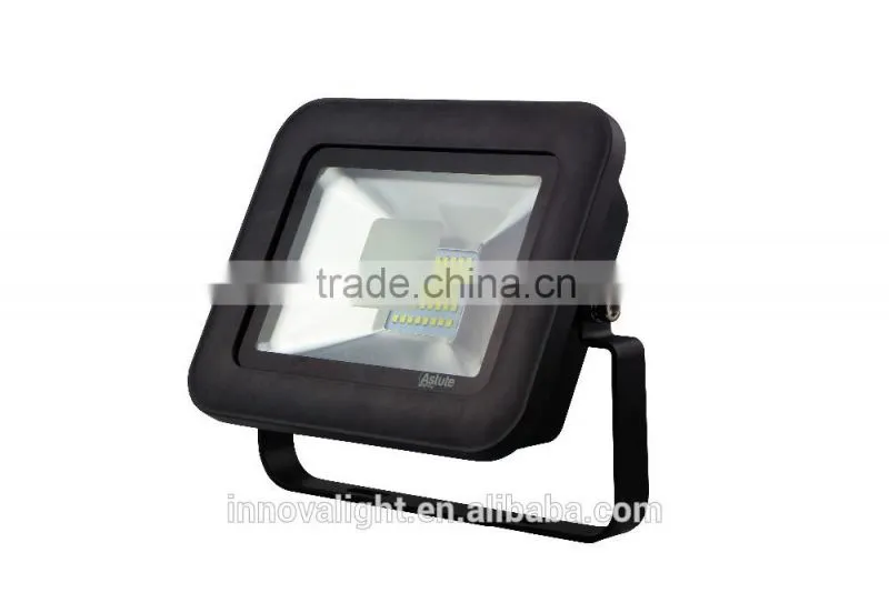 INNOVALIGHT PIR Sensor SMD COB Black Housing 20W LED Flood Light