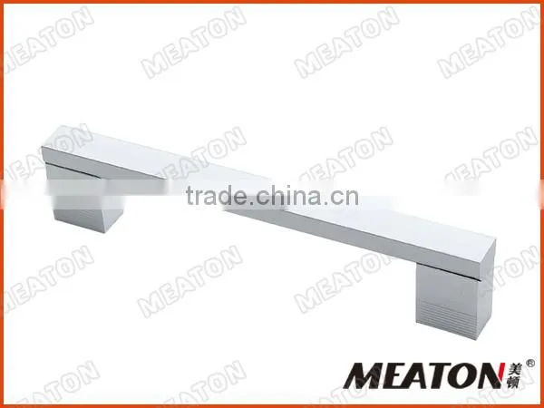 Modern kitchen aluminium profile door handle