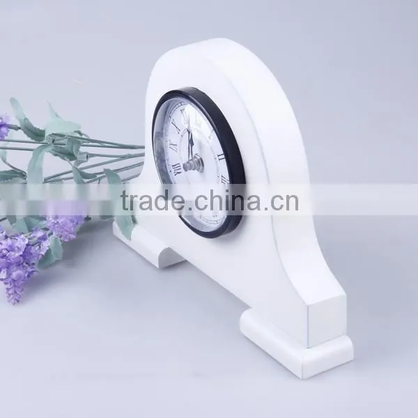 Home Decoration MDF Table Clock With The High Quality