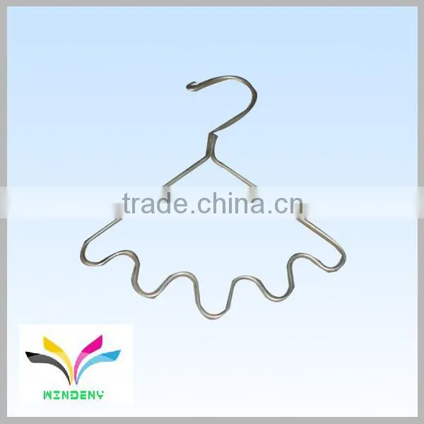 Factory price custom mini stainless steel fashion kids clothes display stand