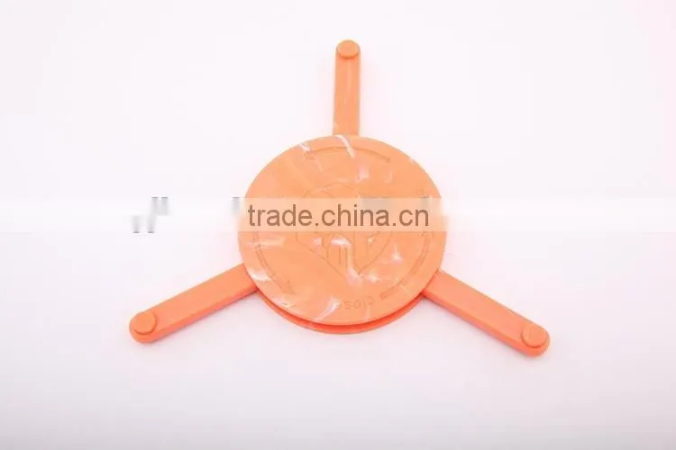 Slip heat resistant kitchen silicon mats/pot holder/food grade silicone pot holder