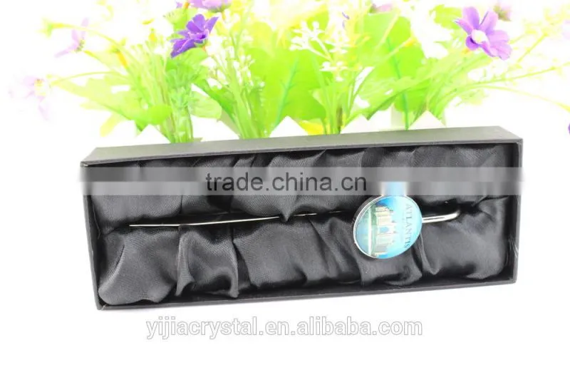 yijia crystal bookmark