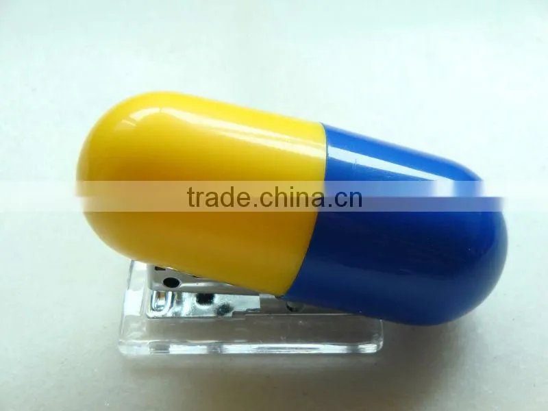 CAPSULE SHAPE STAPLER