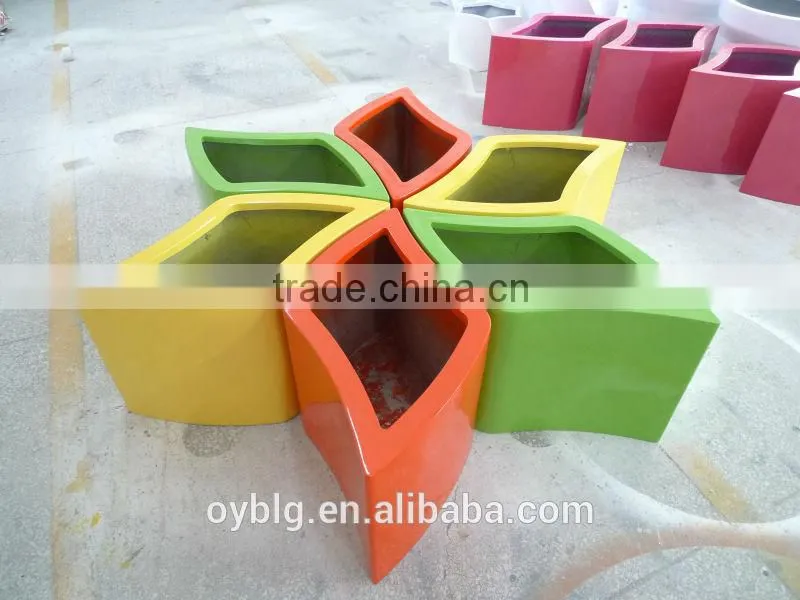 Outdoor glossy fiberglass planter