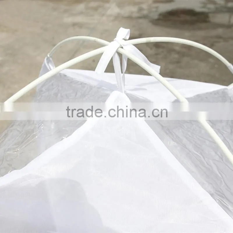 Portable mini mesh insect house