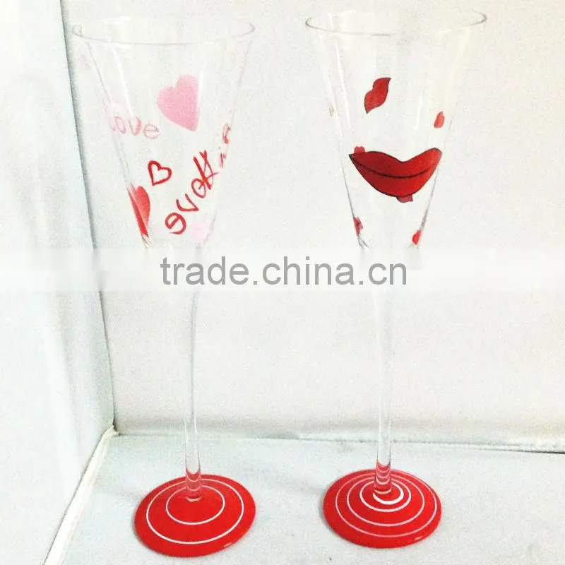 unique design Valentine champagne glass with unique decoration