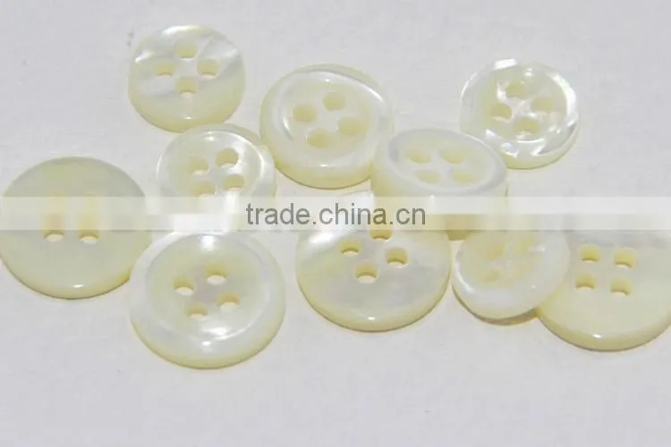 14L, 18L 4 Holes White Mother of Pearl Shell Shirt Buttons in Bowl Shape